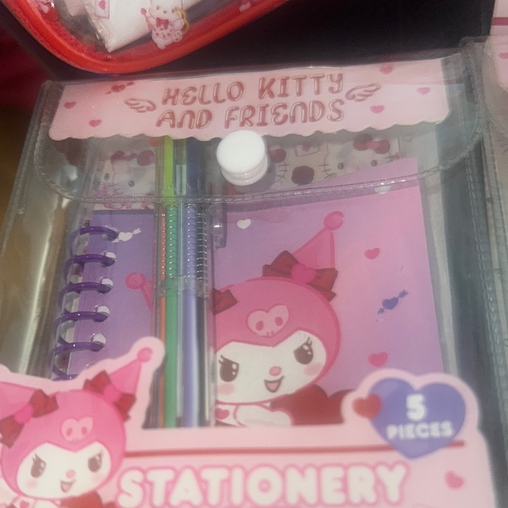Hello Kitty Stationery NWOT Choose 1 - Picture 1 of 3